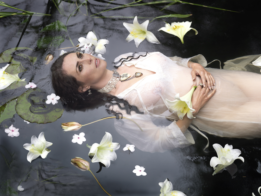 Sharon den Adel